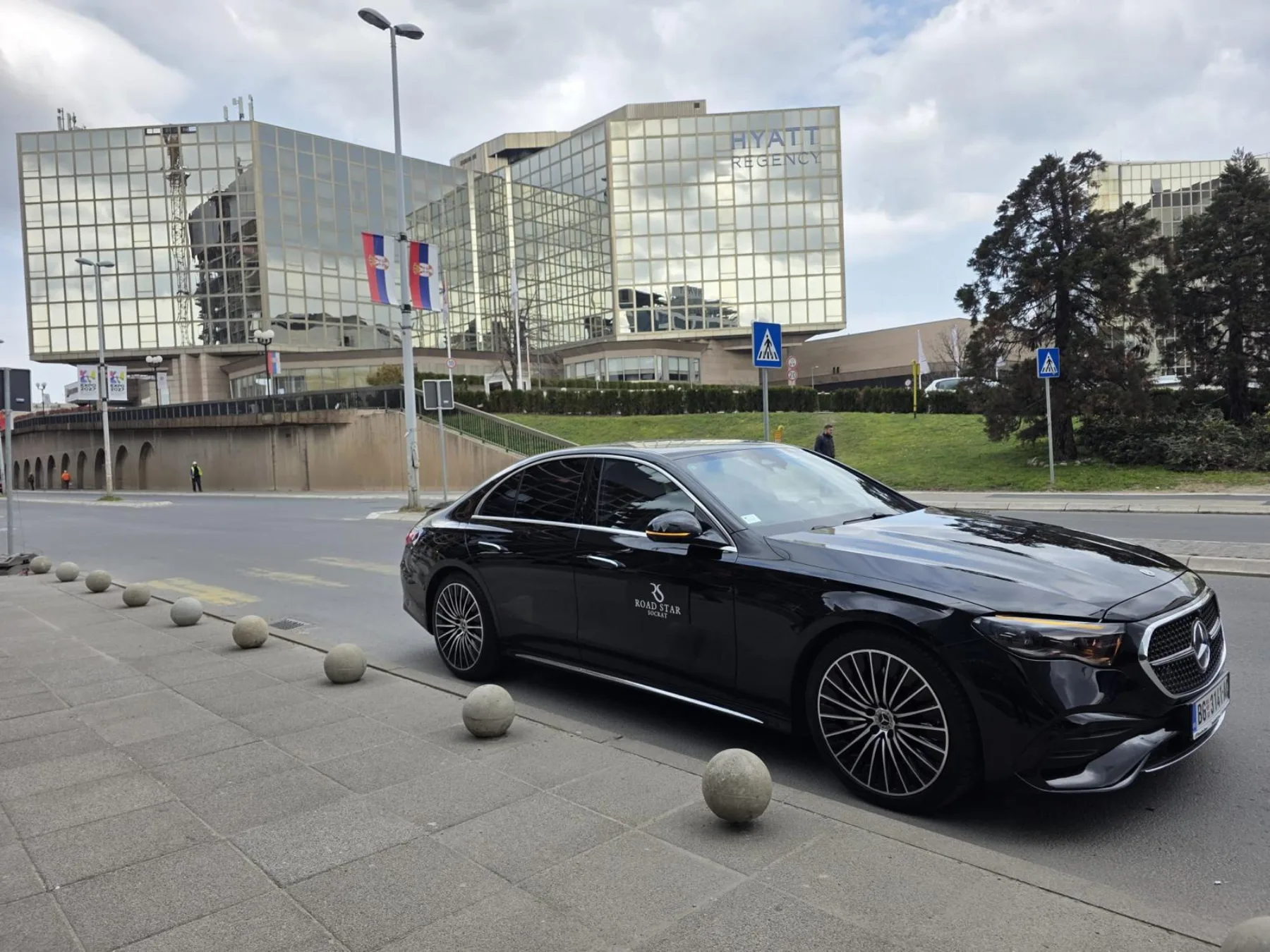 Luksuzni transfer Socrat Road Star u Beogradu